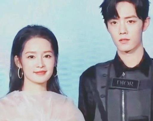 肖战和李沁的最新爆料图片,甜蜜互动引粉丝热议  第1张